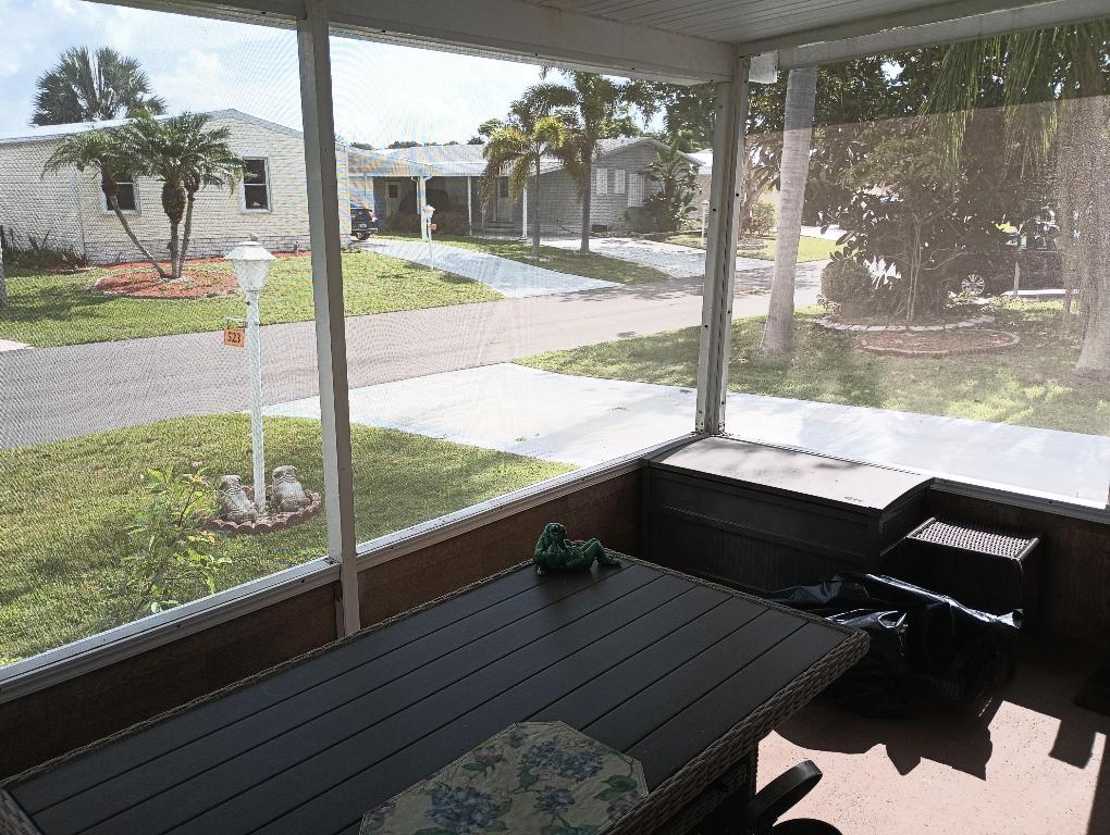 Tropical Isles - Residential