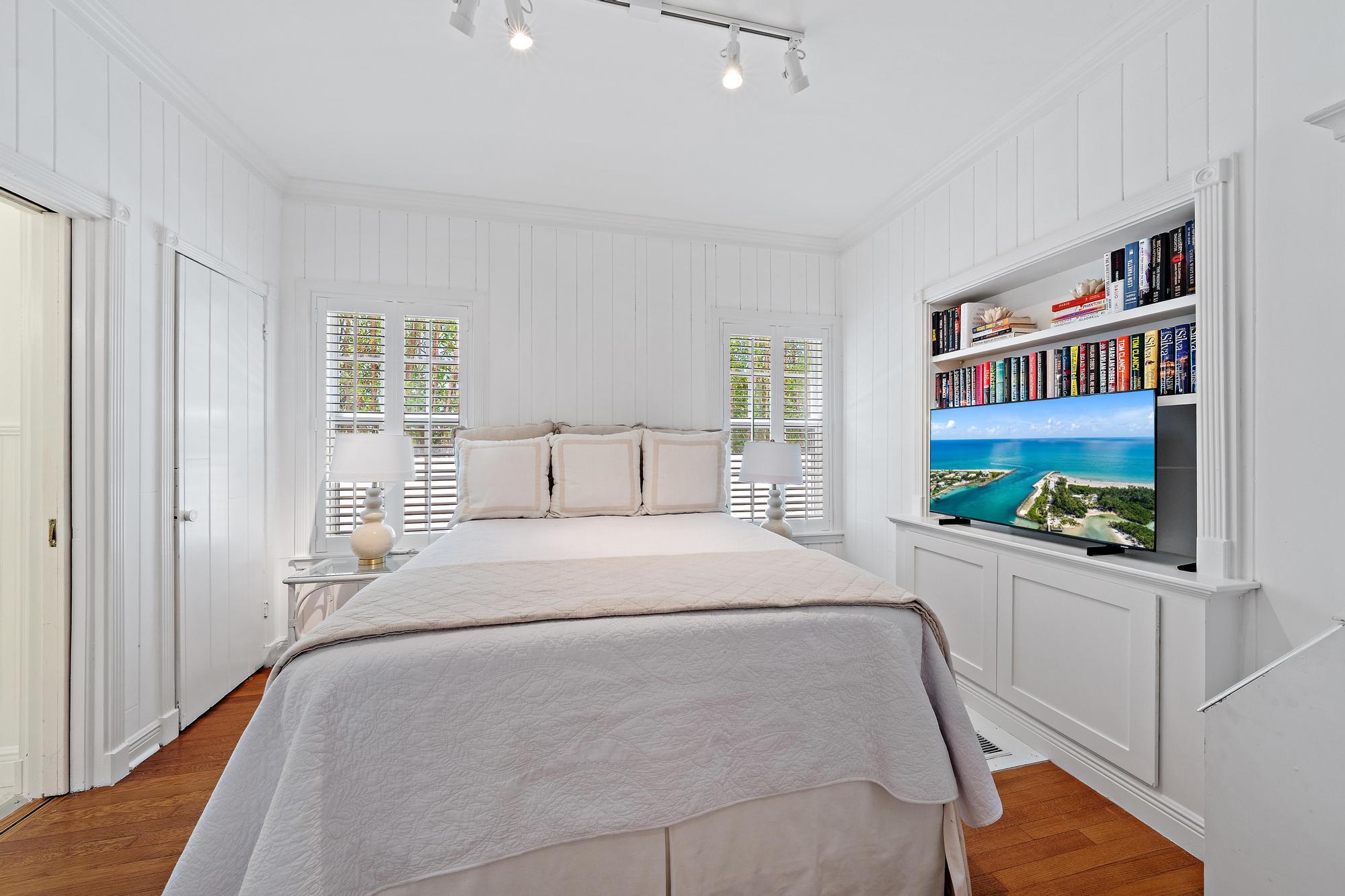 PRIMAVERA ESTATES (OCEAN SEC) - Residential Lease