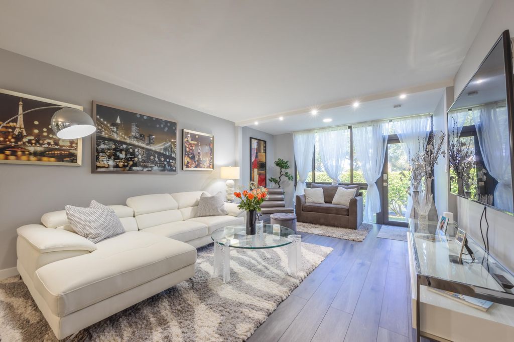 Photo of 15301 Pembridge Avenue #48, Delray Beach, FL 33484 (MLS # R10990613)