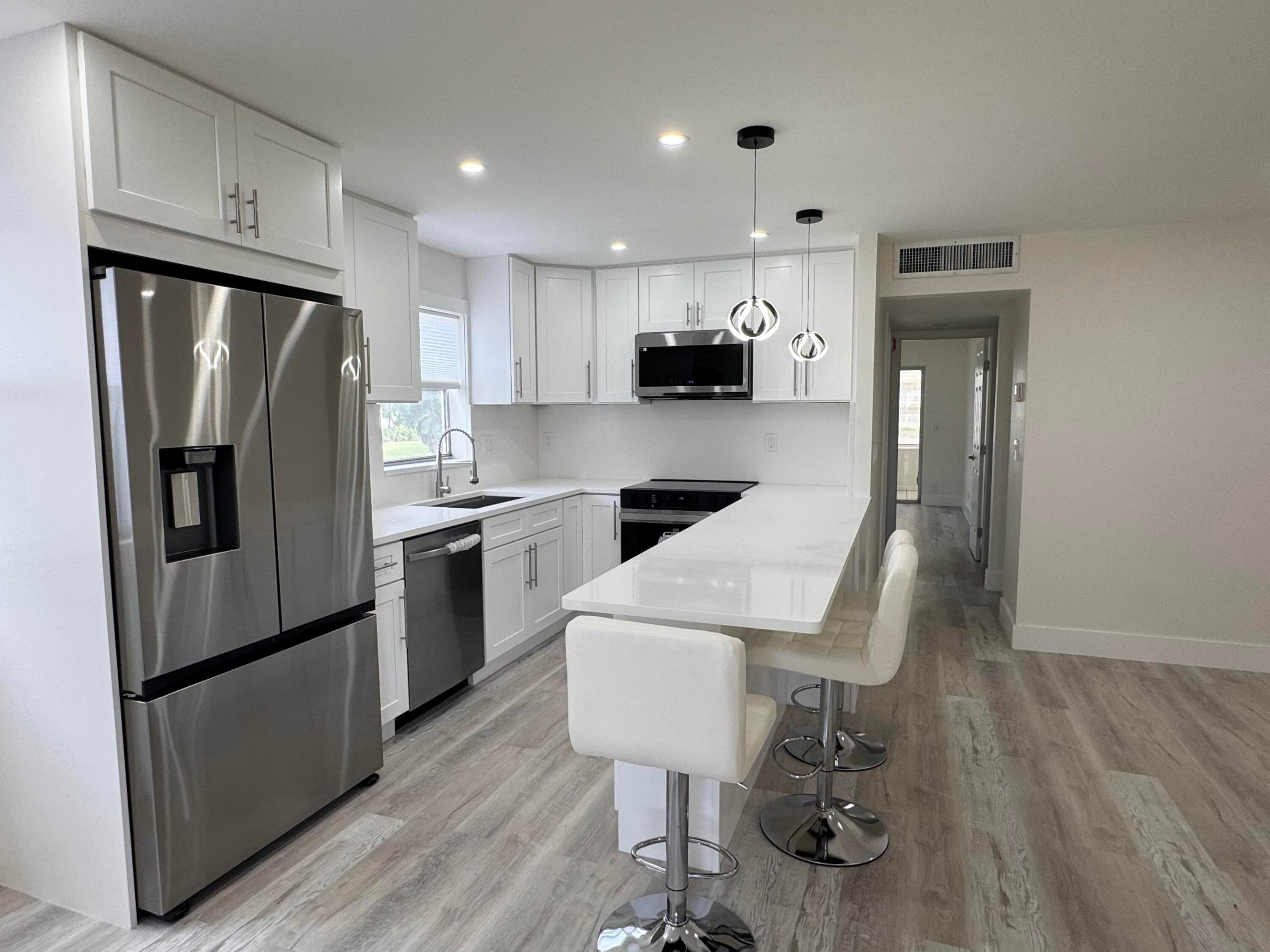 KINGS POINT BRITTANY CONDOS - Residential