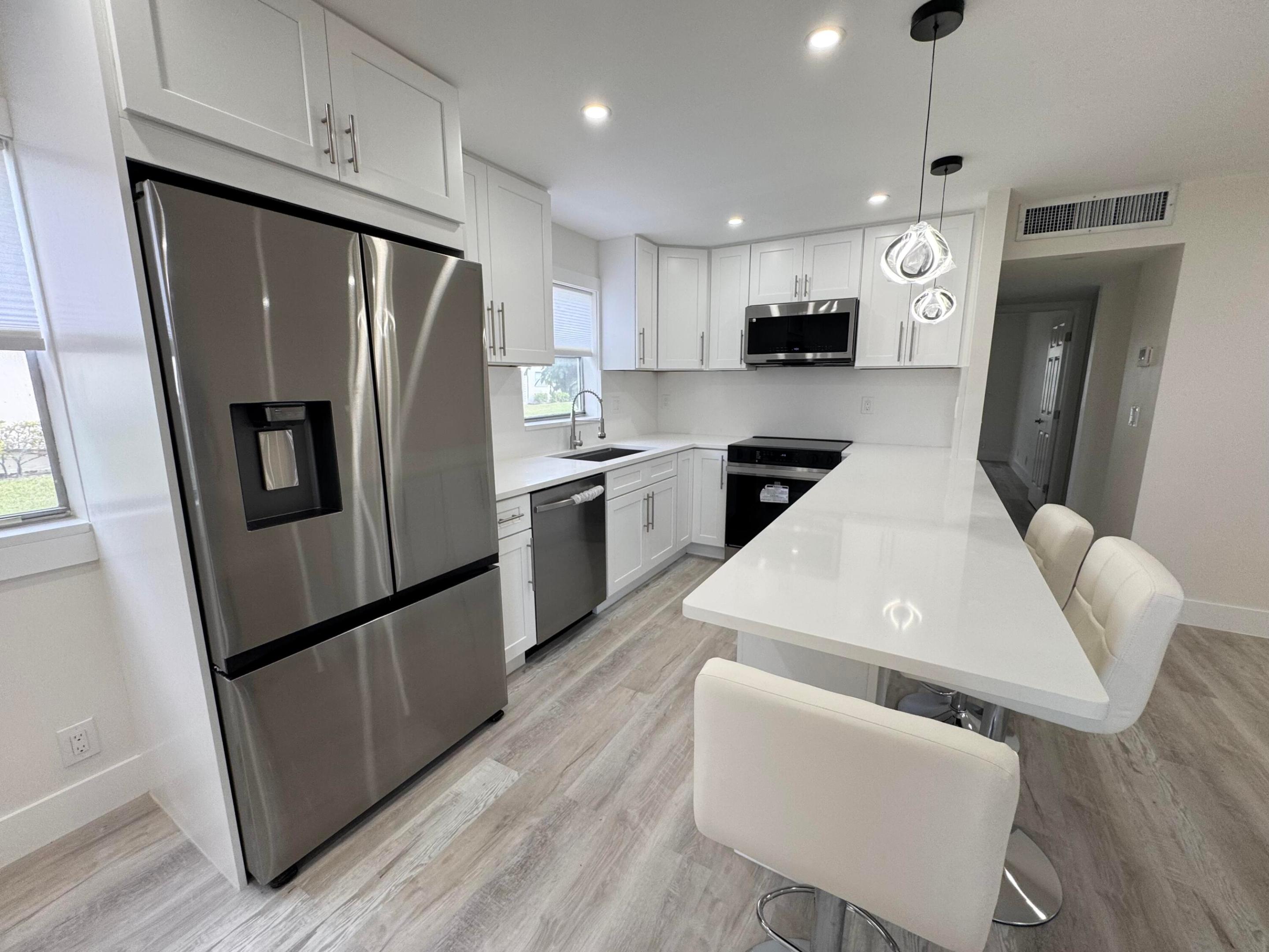 KINGS POINT BRITTANY CONDOS - Residential
