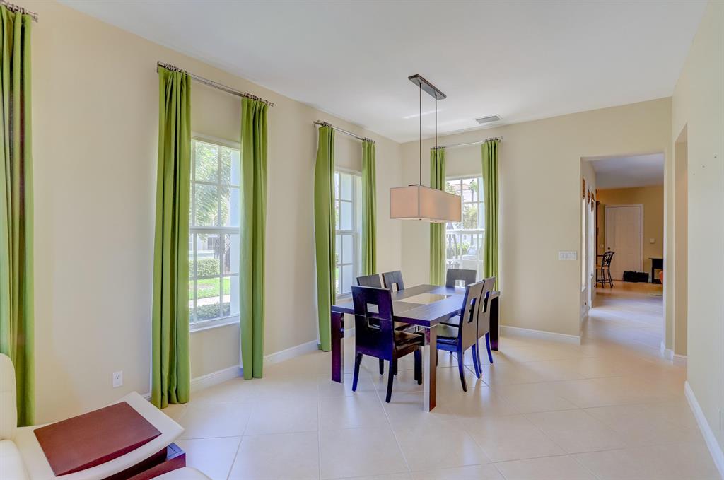 CENTRAL PARK / PENINSULA VILLAGE GREENS - Residential