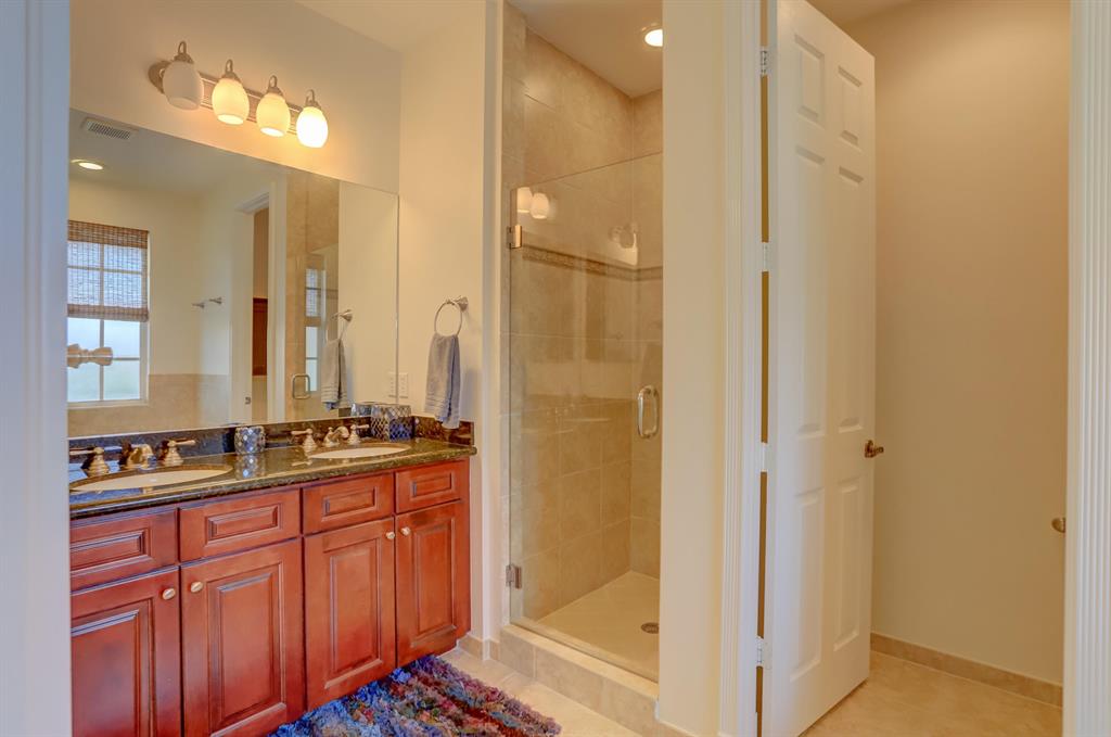 CENTRAL PARK / PENINSULA VILLAGE GREENS - Residential