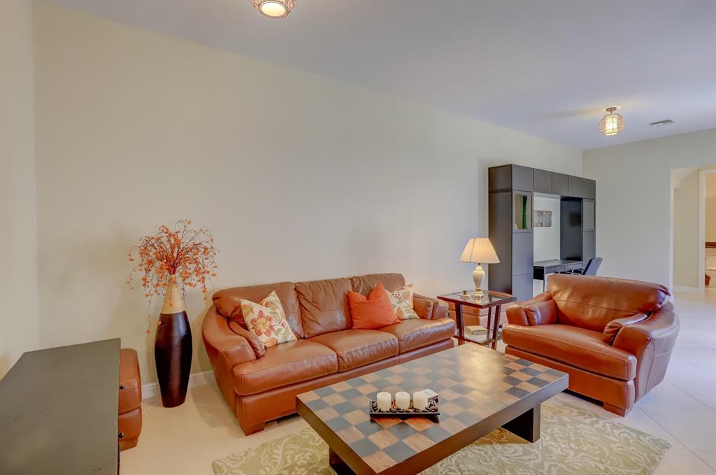 CENTRAL PARK / PENINSULA VILLAGE GREENS - Residential