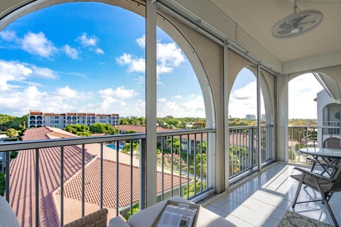 Tiny photo for 250 NE 20TH Street #5260, Boca Raton, FL 33431 (MLS # B26090566)