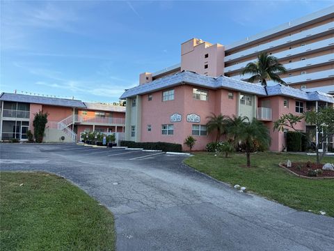 1450 N Riverside Dr 208 Pompano Beach FL 33062