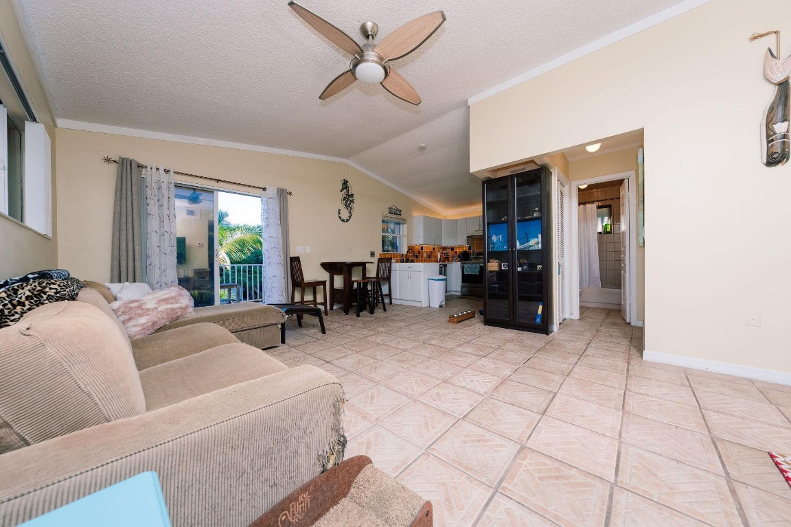 OCEAN SHORES KEY LARGO - Residential