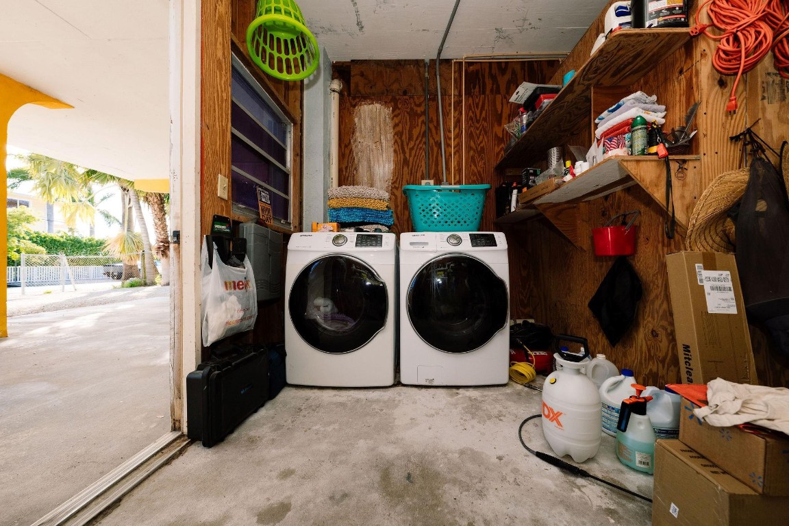 OCEAN SHORES KEY LARGO - Residential