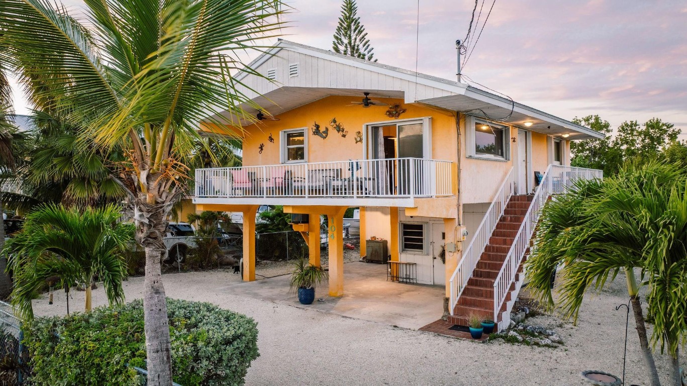 OCEAN SHORES KEY LARGO - Residential