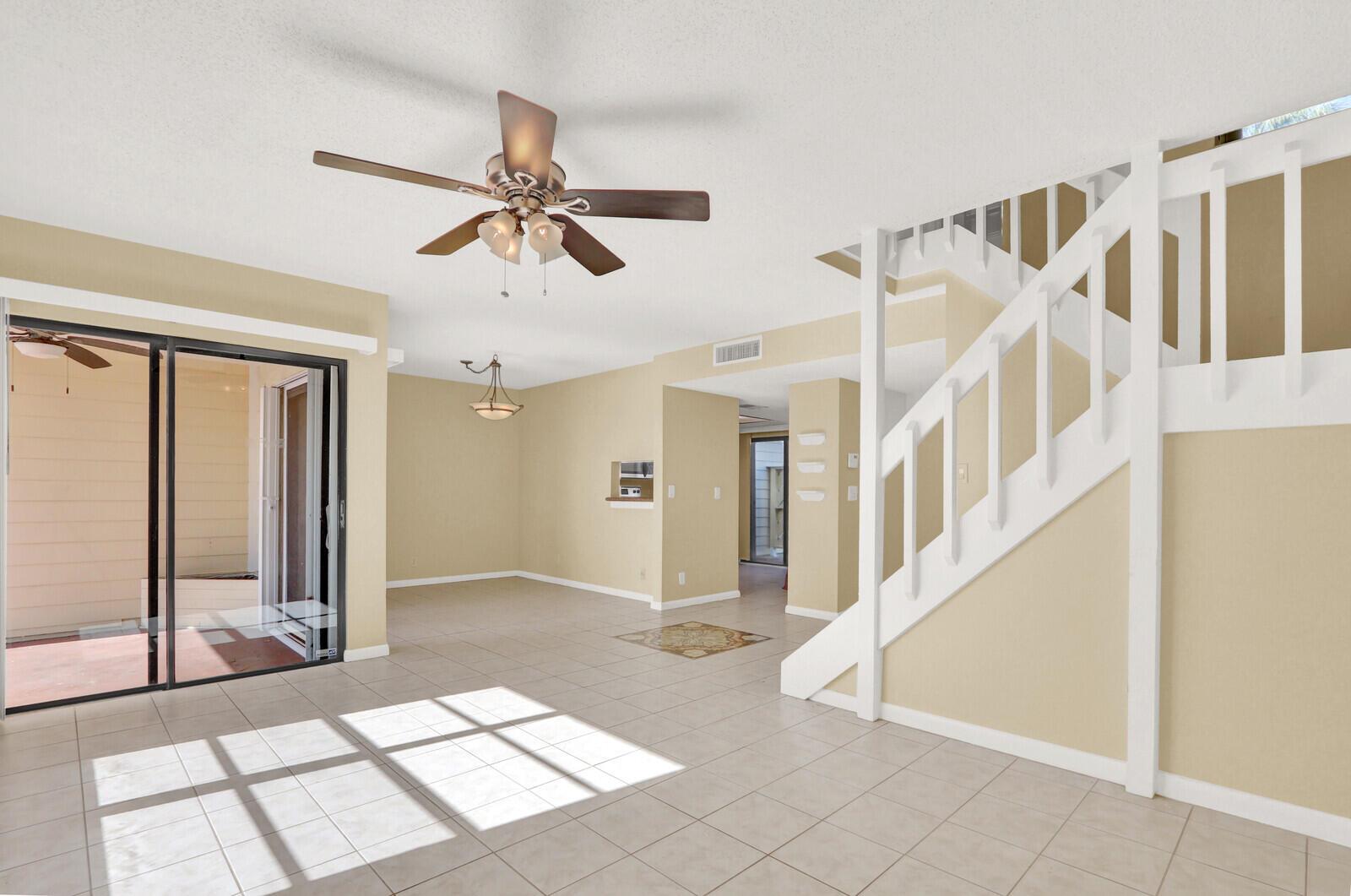 JUPITER VILLAGE TOWNHOMES - Residential Lease