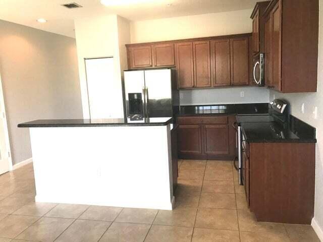 219 SW 7th Street