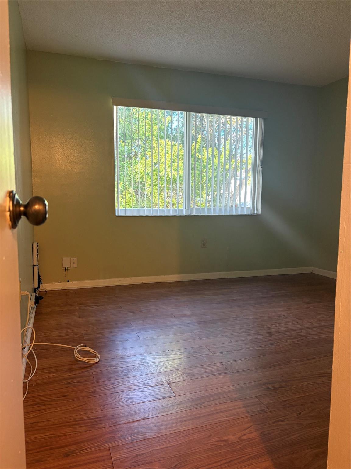 Oakbrook IV, V, VI, Vii C - Residential Lease