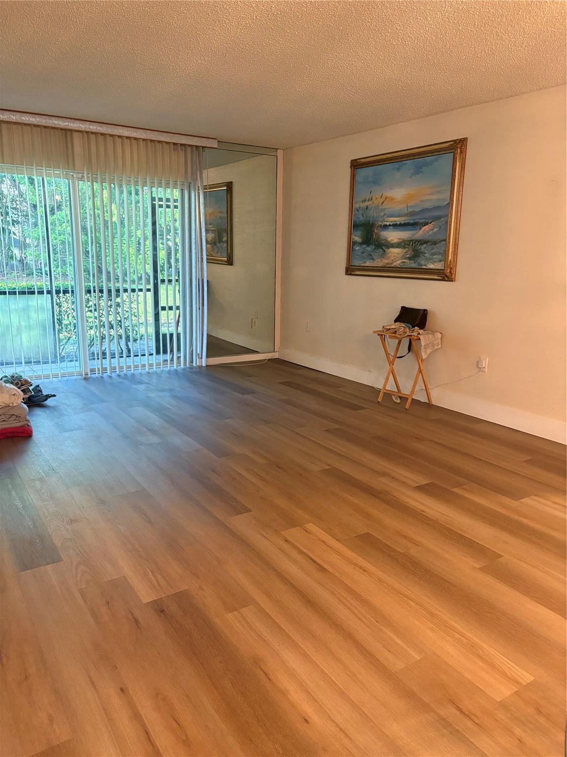 Oakbrook IV, V, VI, Vii C - Residential Lease