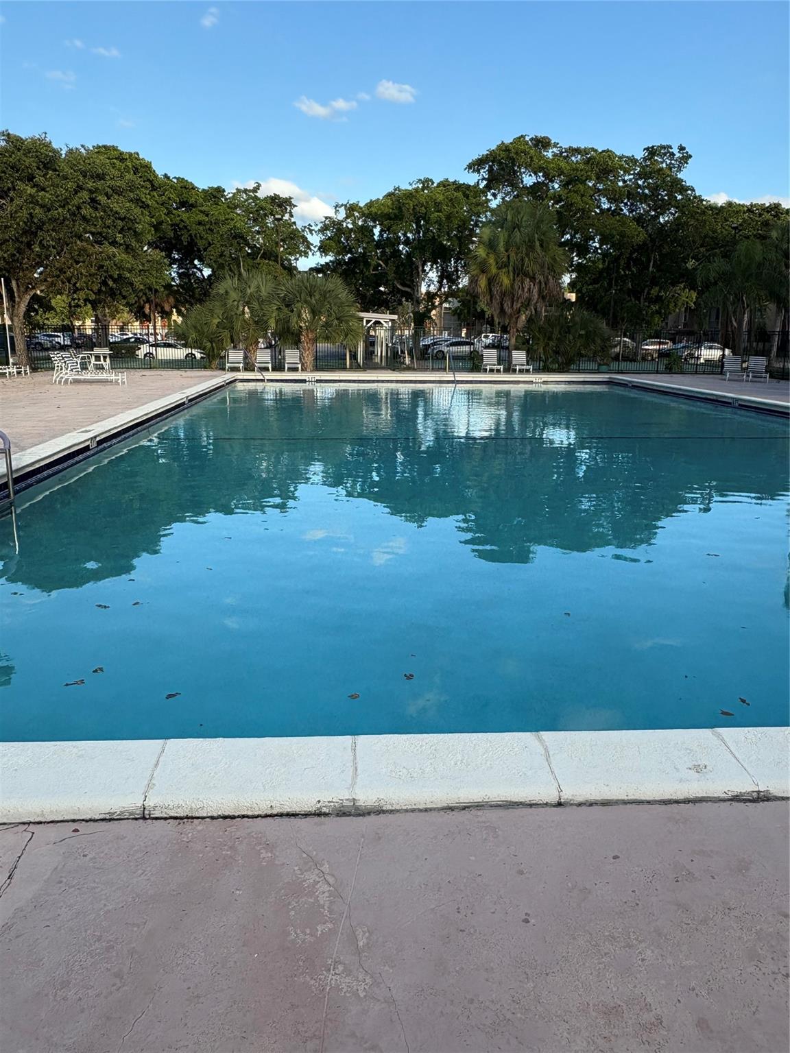 Oakbrook IV, V, VI, Vii C - Residential Lease