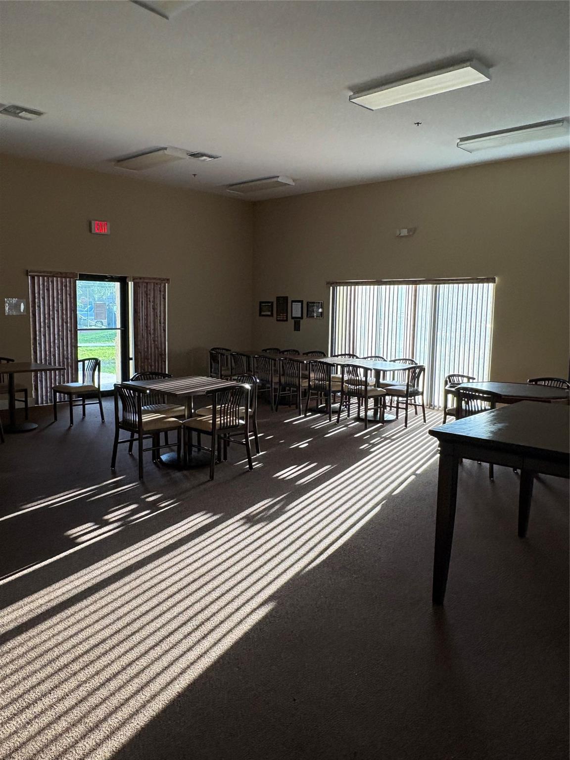 Oakbrook IV, V, VI, Vii C - Residential Lease