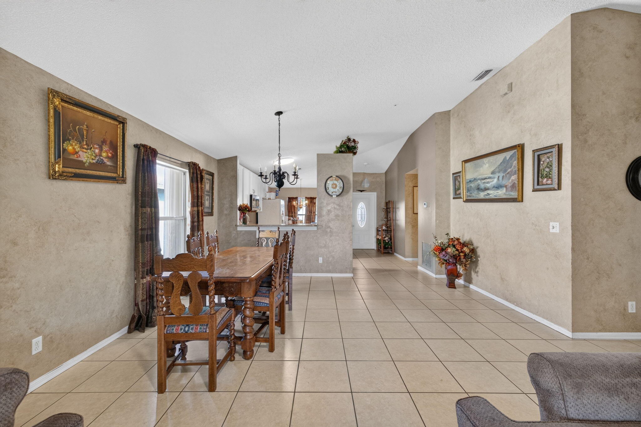 628 Stanford Lane