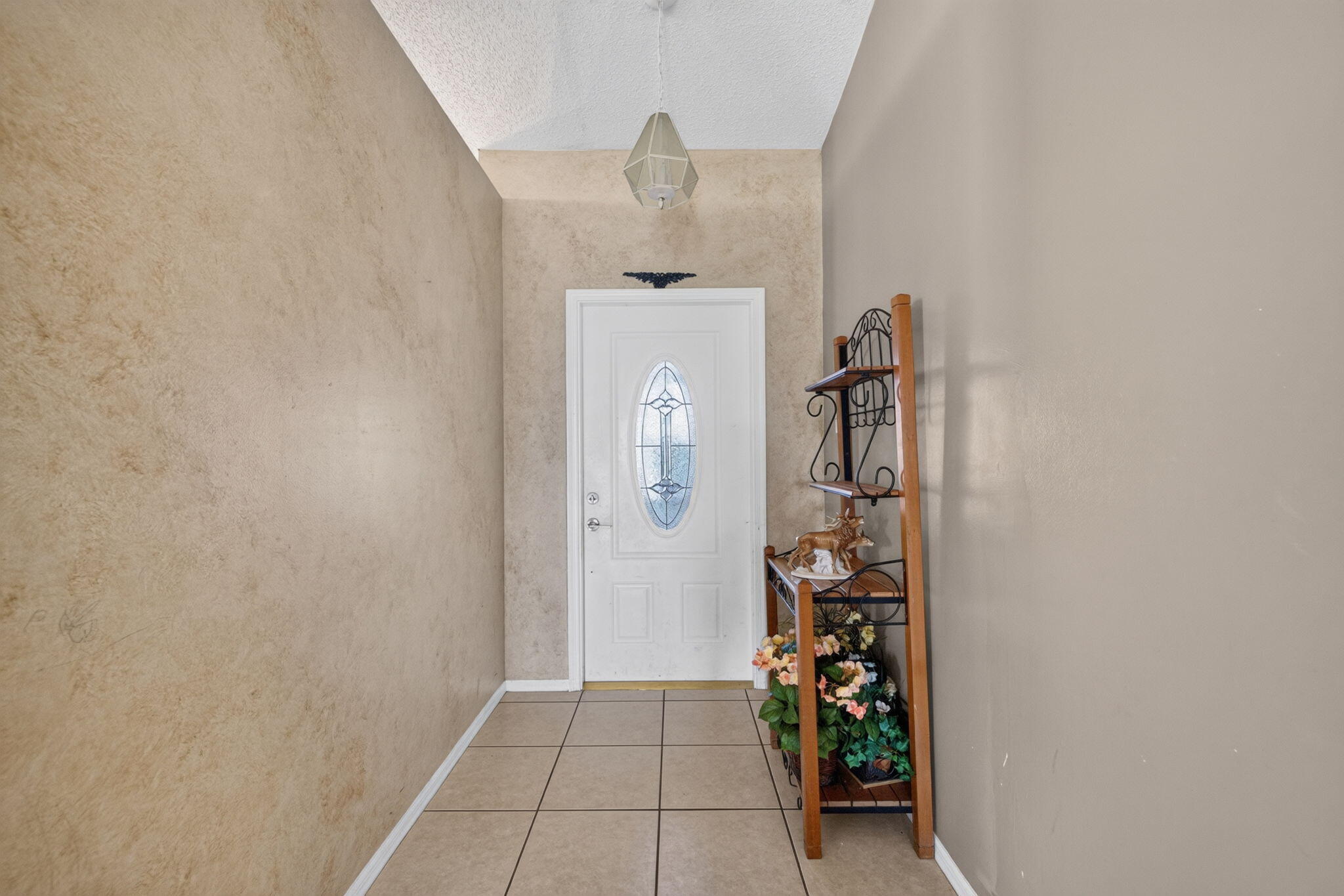 628 Stanford Lane