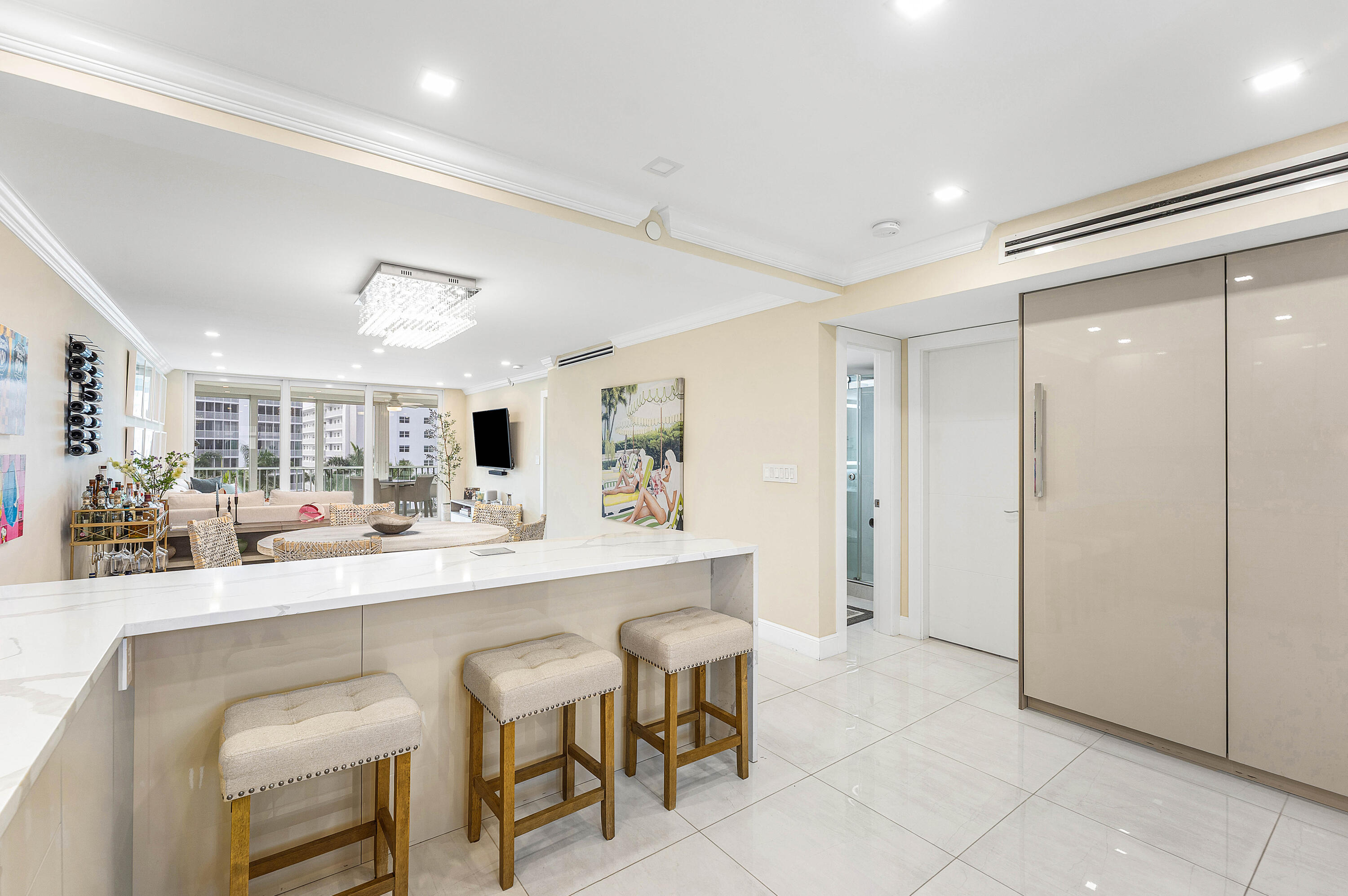 SEAGATE OF HIGHLAND CONDO - Residential