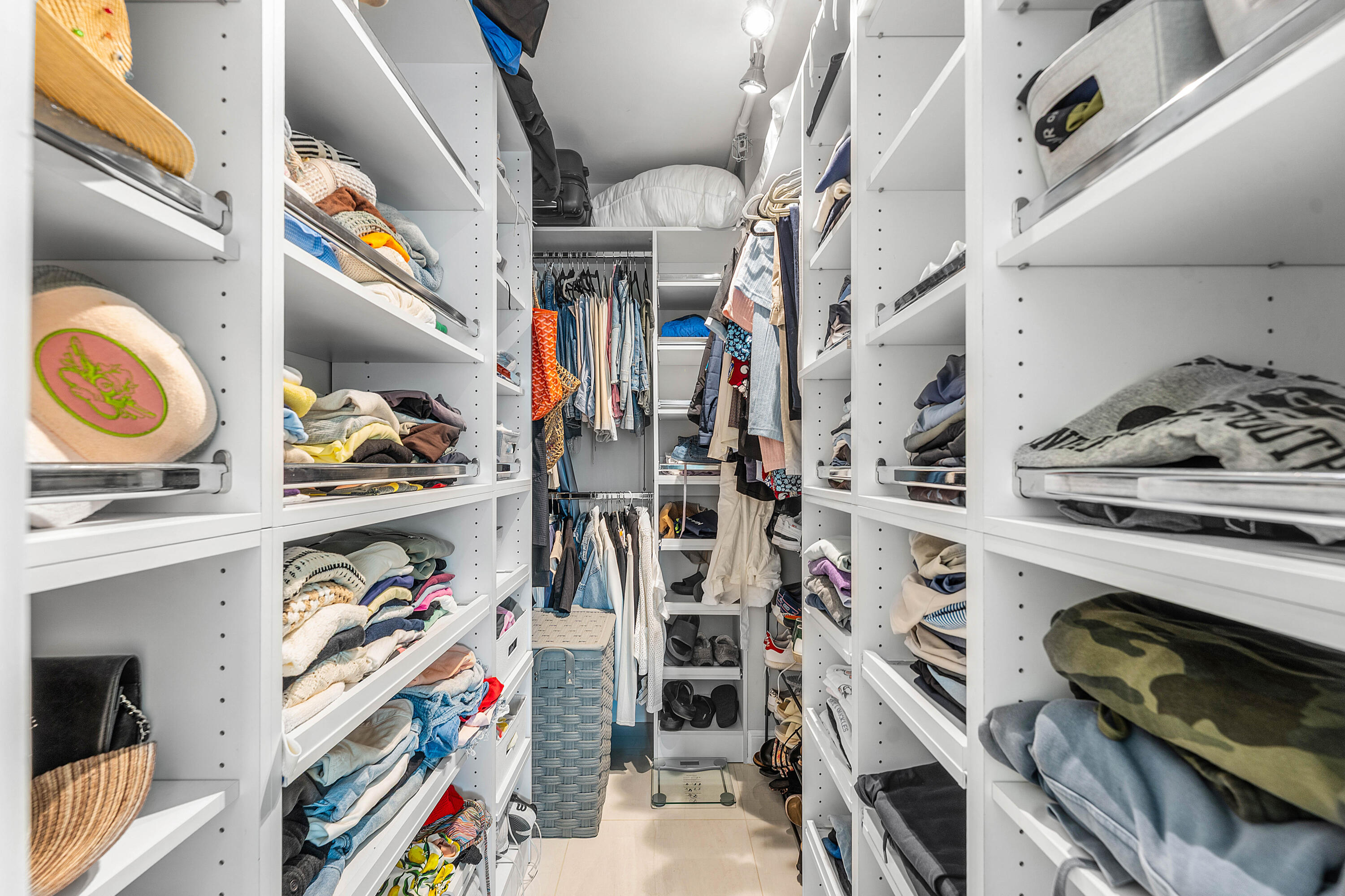 SEAGATE OF HIGHLAND CONDO - Residential