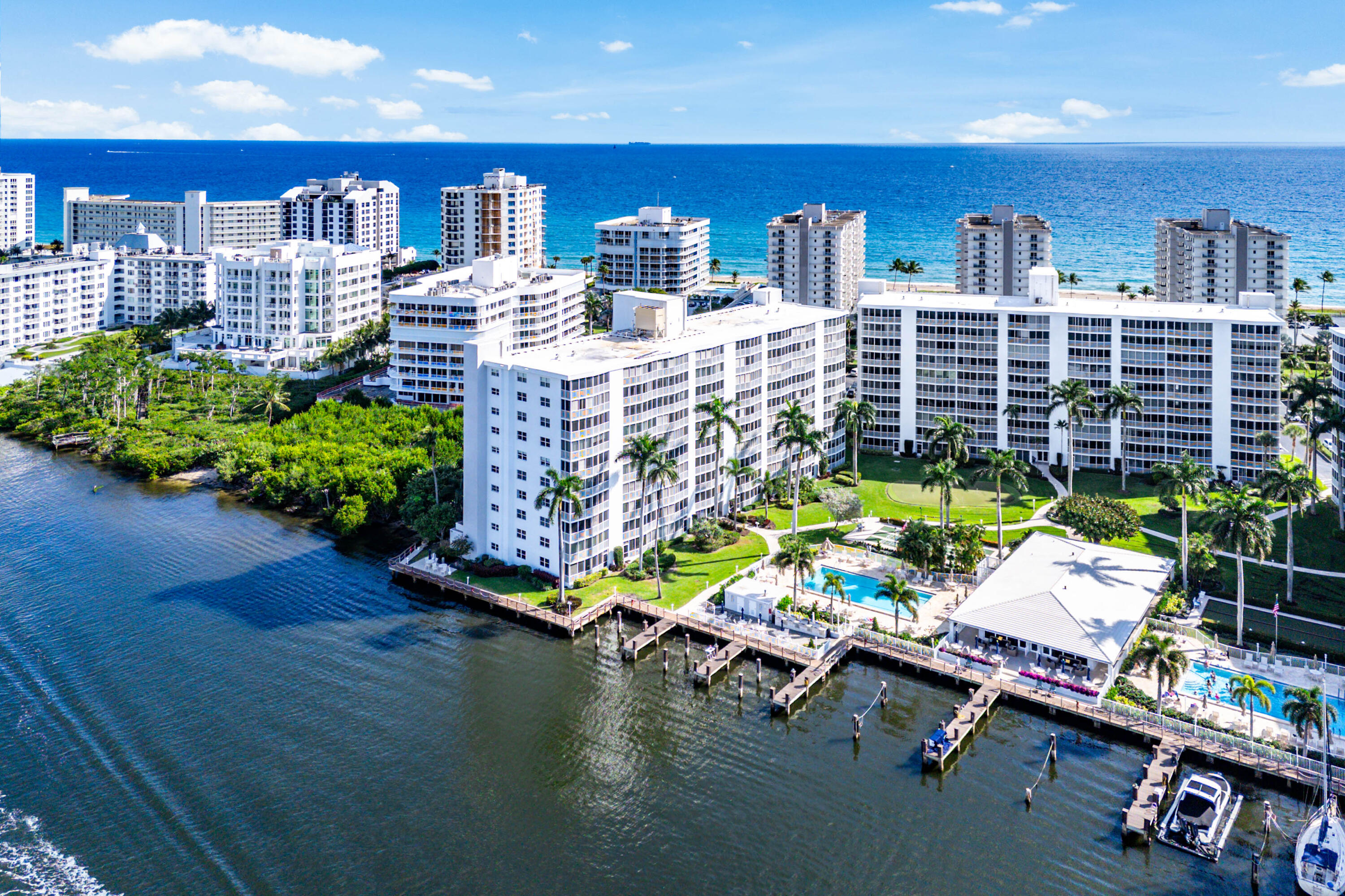 SEAGATE OF HIGHLAND CONDO - Residential