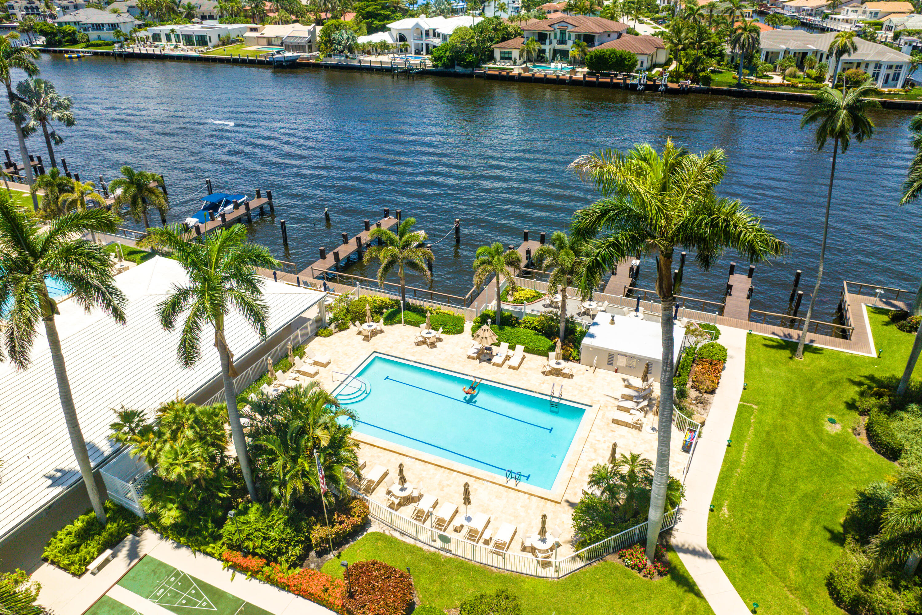 SEAGATE OF HIGHLAND CONDO - Residential