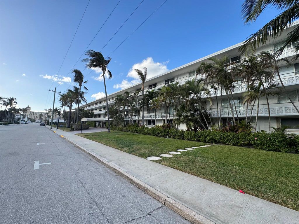 Photo of 139 Sunrise Avenue #1090, Palm Beach, FL 33480 (MLS # R11044960)