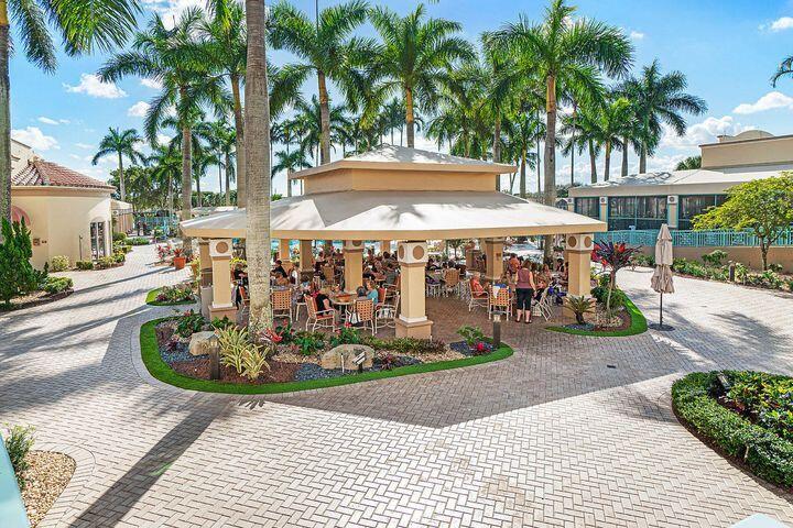 CORAL LAKES - Residential