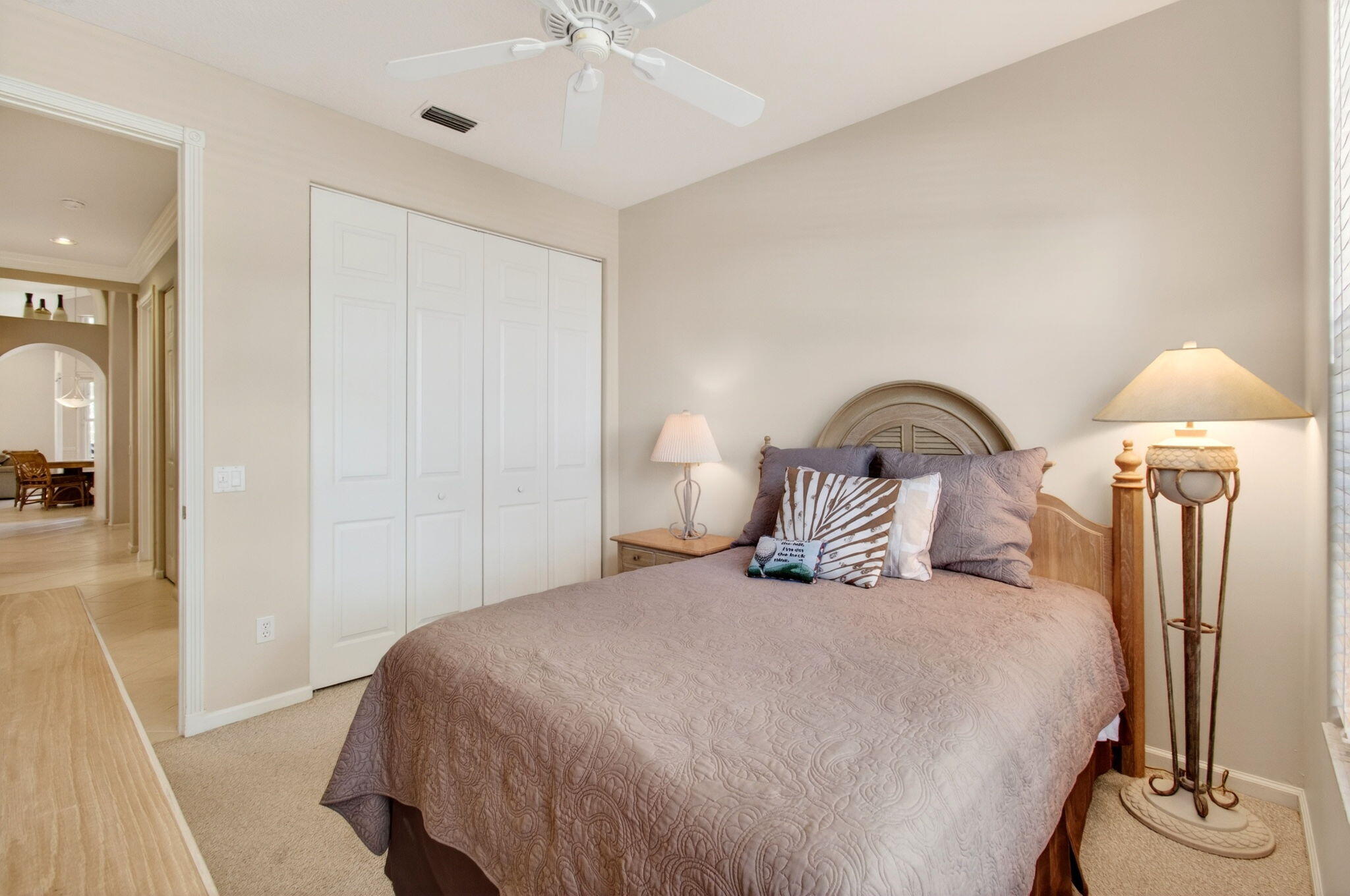 VALENCIA LAKES 1 - Residential