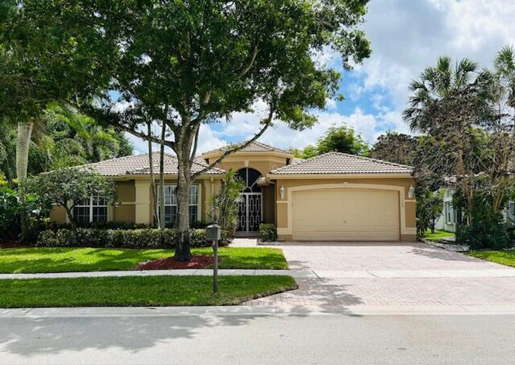 Photo of 11366 Barca Boulevard, Boynton Beach, FL 33437 (MLS # B26013972)
