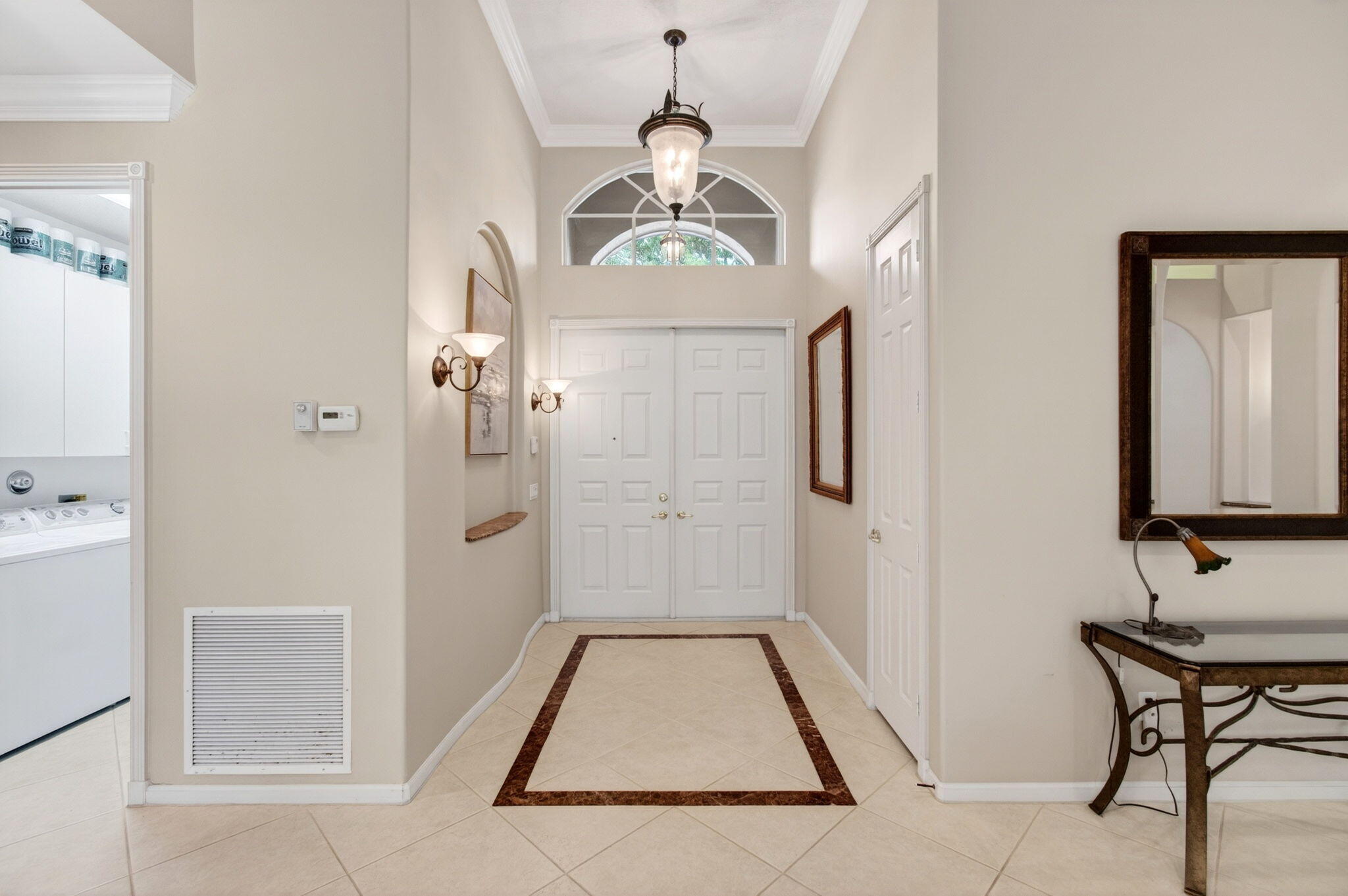 VALENCIA LAKES 1 - Residential