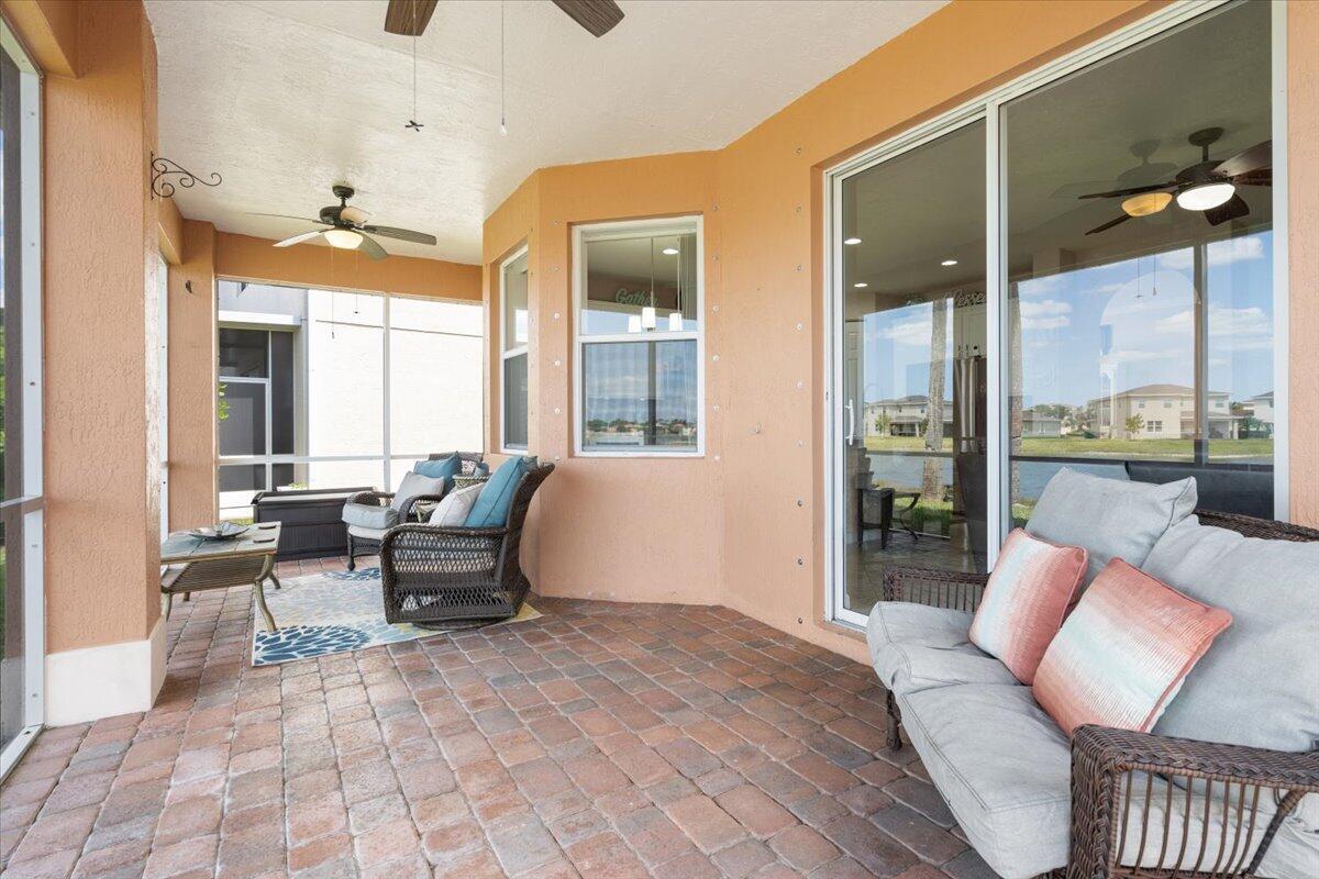 VIZCAYA FALLS - Residential