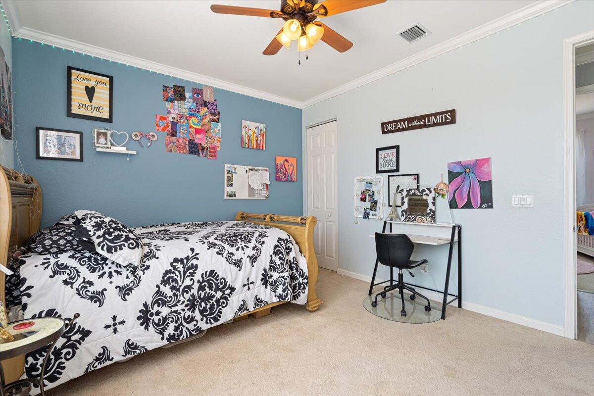 VIZCAYA FALLS - Residential