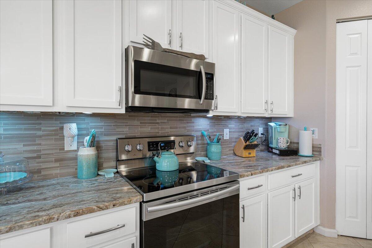 VIZCAYA FALLS - Residential