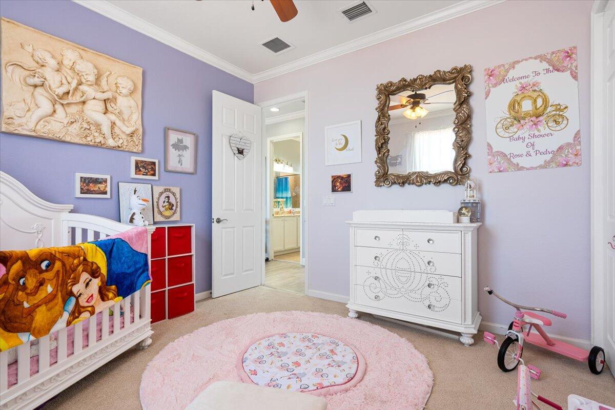 VIZCAYA FALLS - Residential