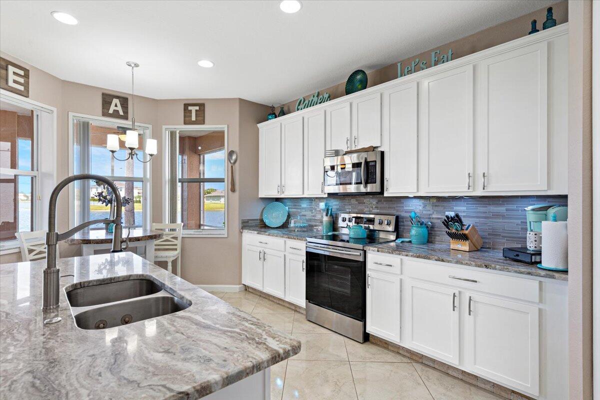 VIZCAYA FALLS - Residential