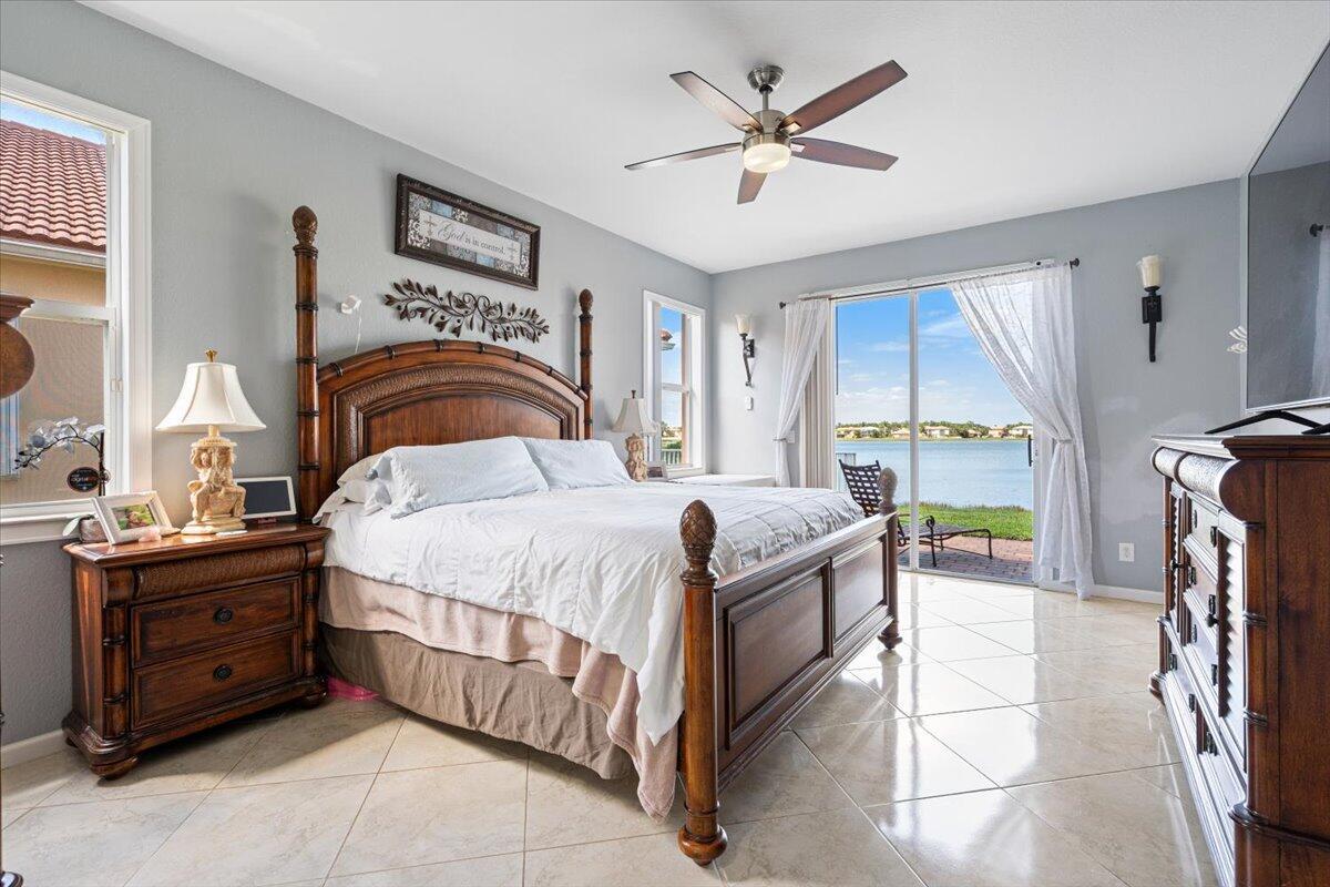 VIZCAYA FALLS - Residential