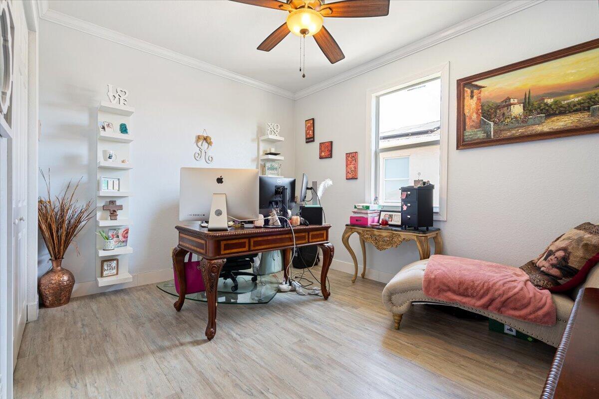 VIZCAYA FALLS - Residential