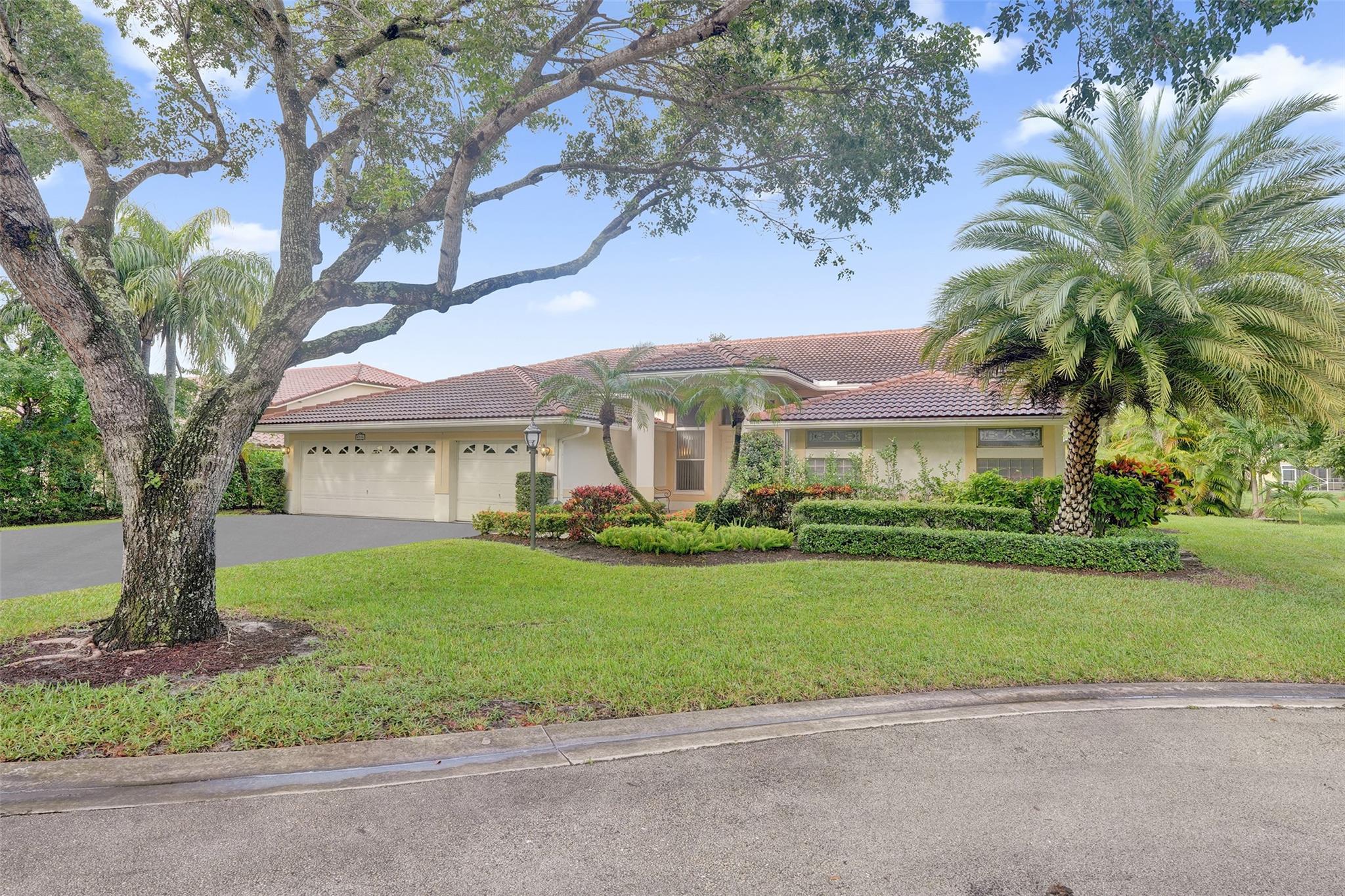 WESTVIEW VILLAGE - Residential
