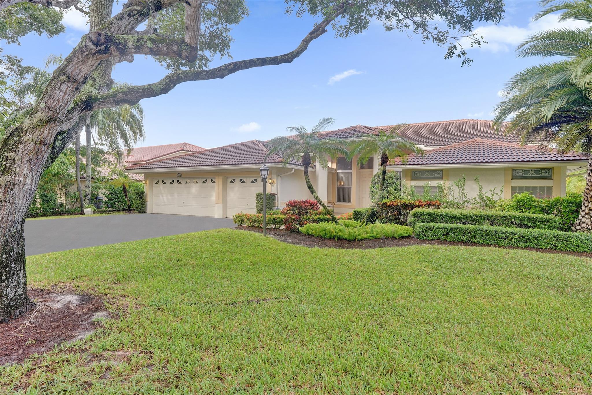 WESTVIEW VILLAGE - Residential