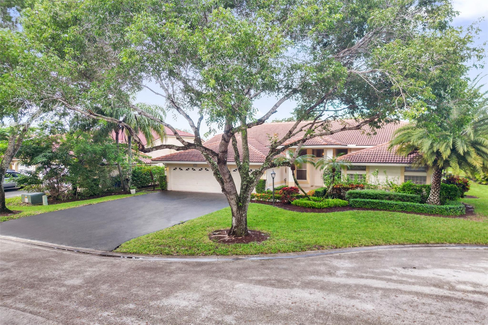 WESTVIEW VILLAGE - Residential