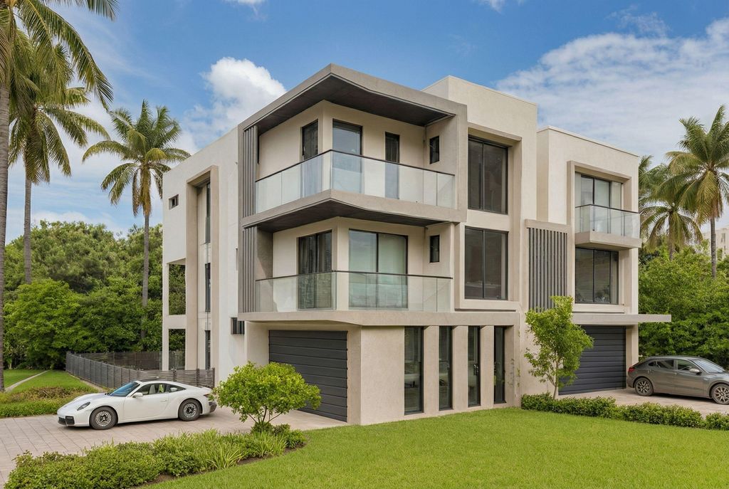 Photo of 3099 Banyan Road #2, Boca Raton, FL 33432 (MLS # R11144314)