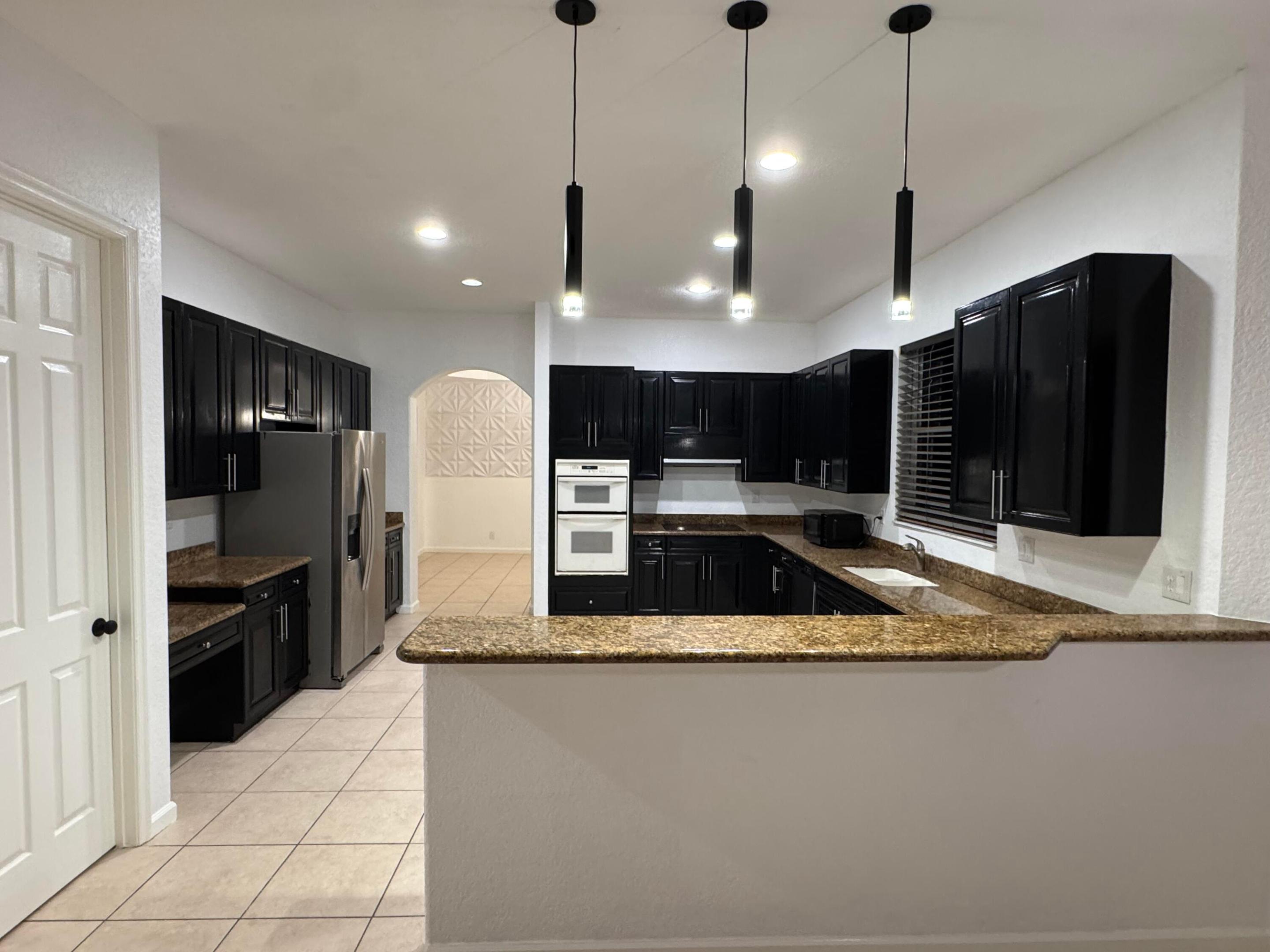 MADISON GREEN 1 - Residential
