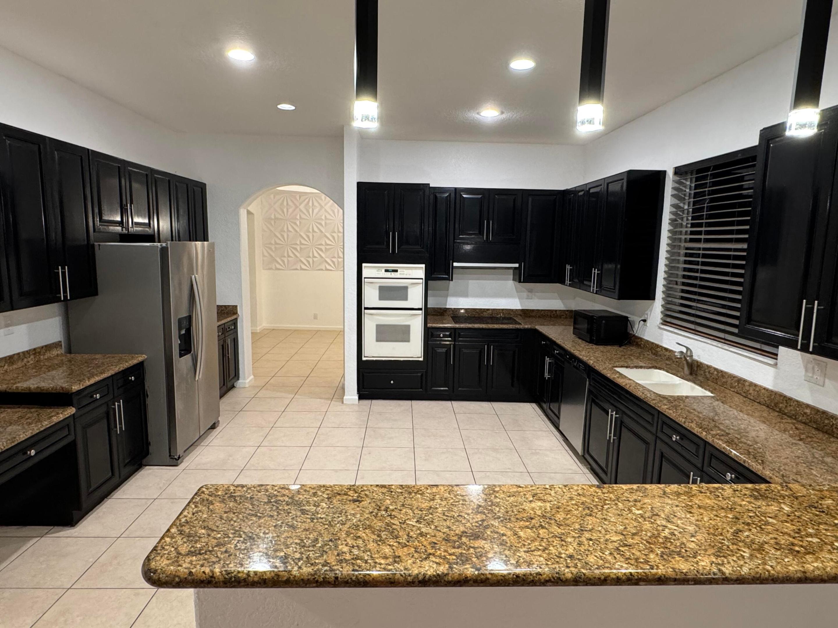 MADISON GREEN 1 - Residential