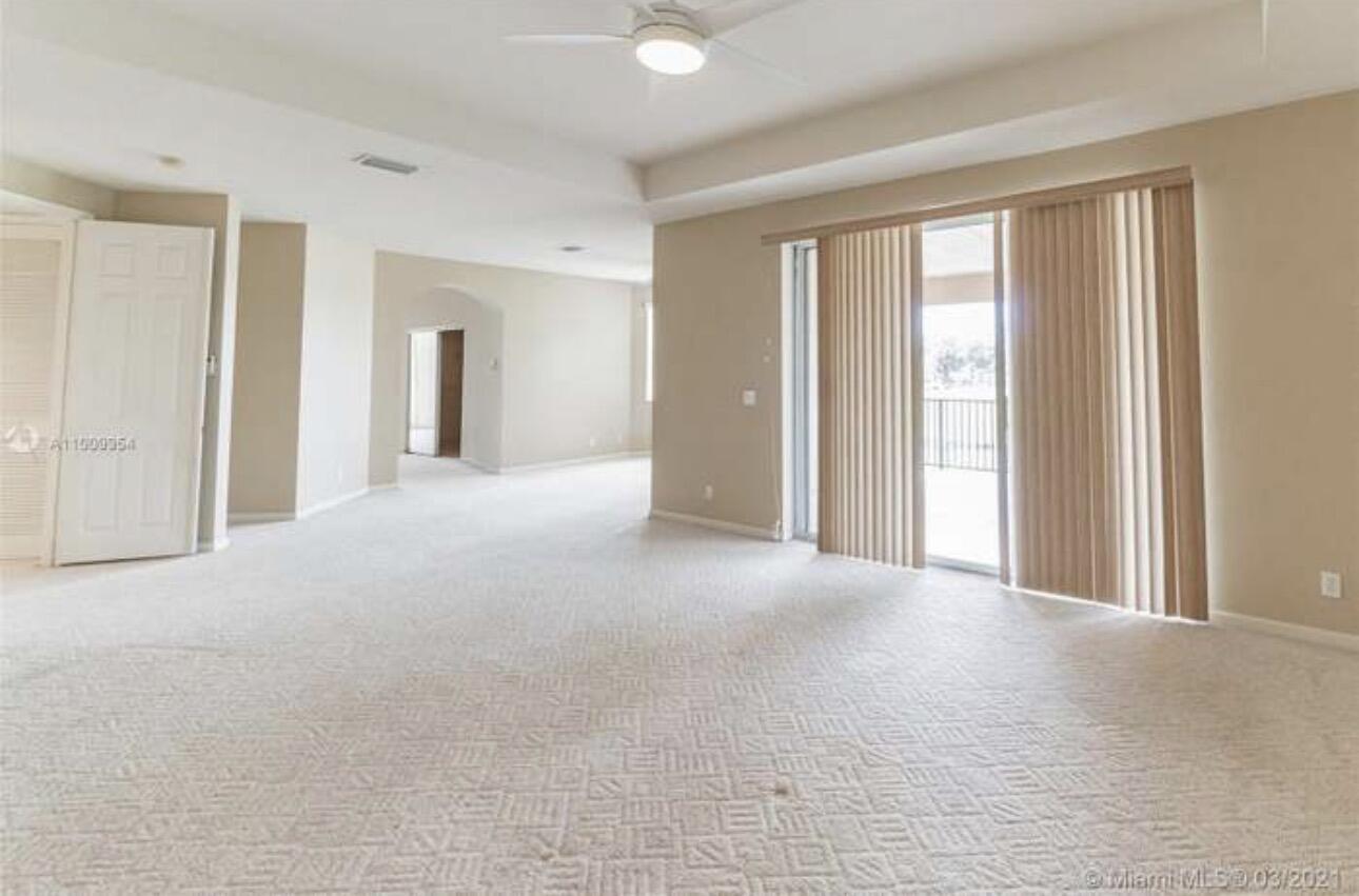 MADISON GREEN 1 - Residential