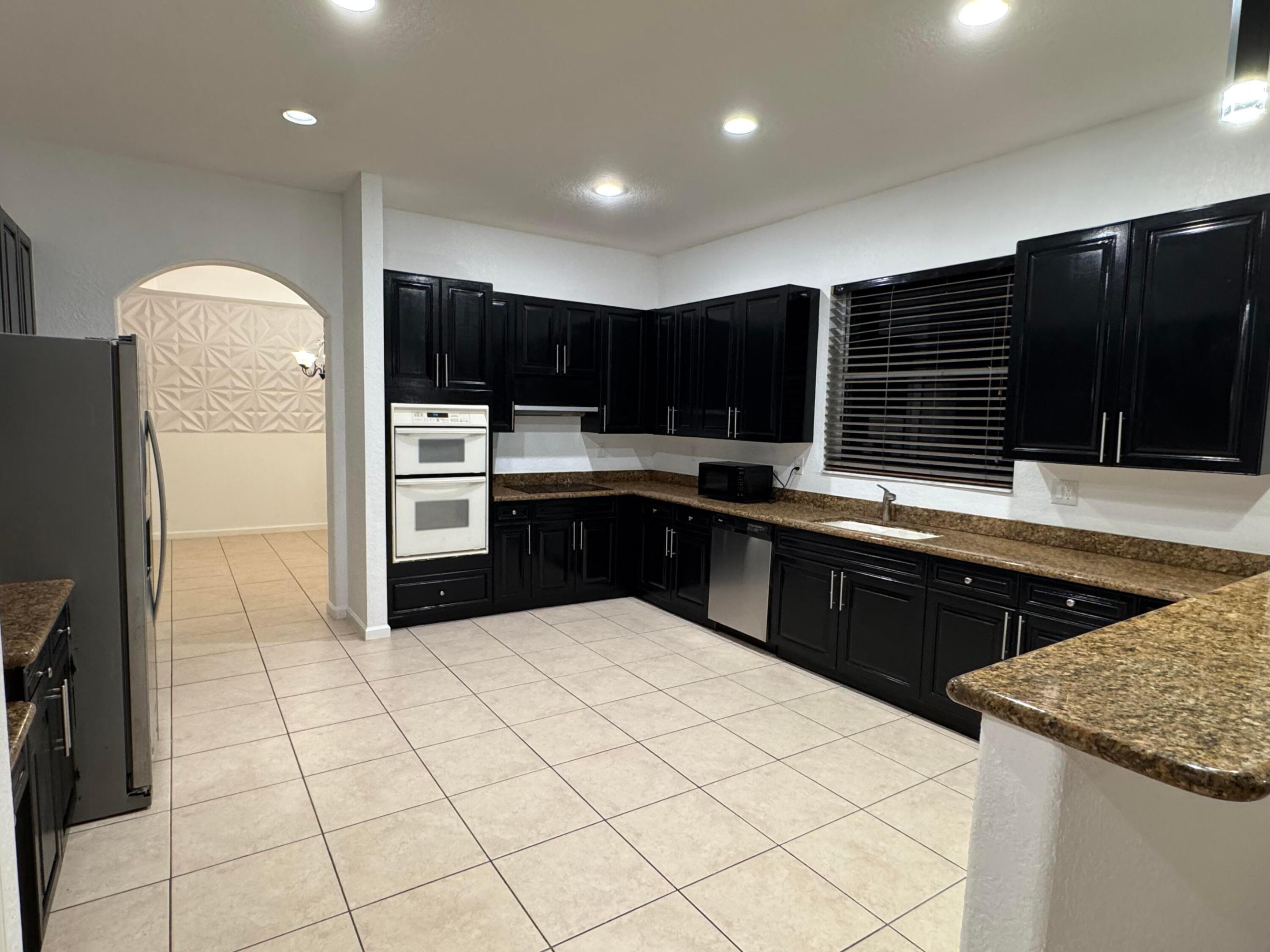 MADISON GREEN 1 - Residential