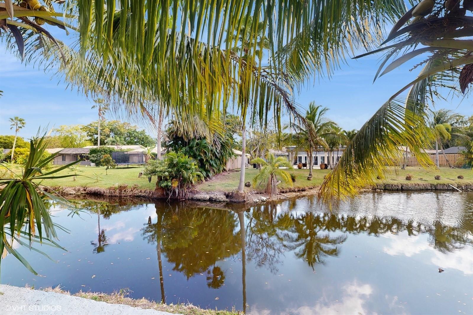 9744 NW 1st Mnr