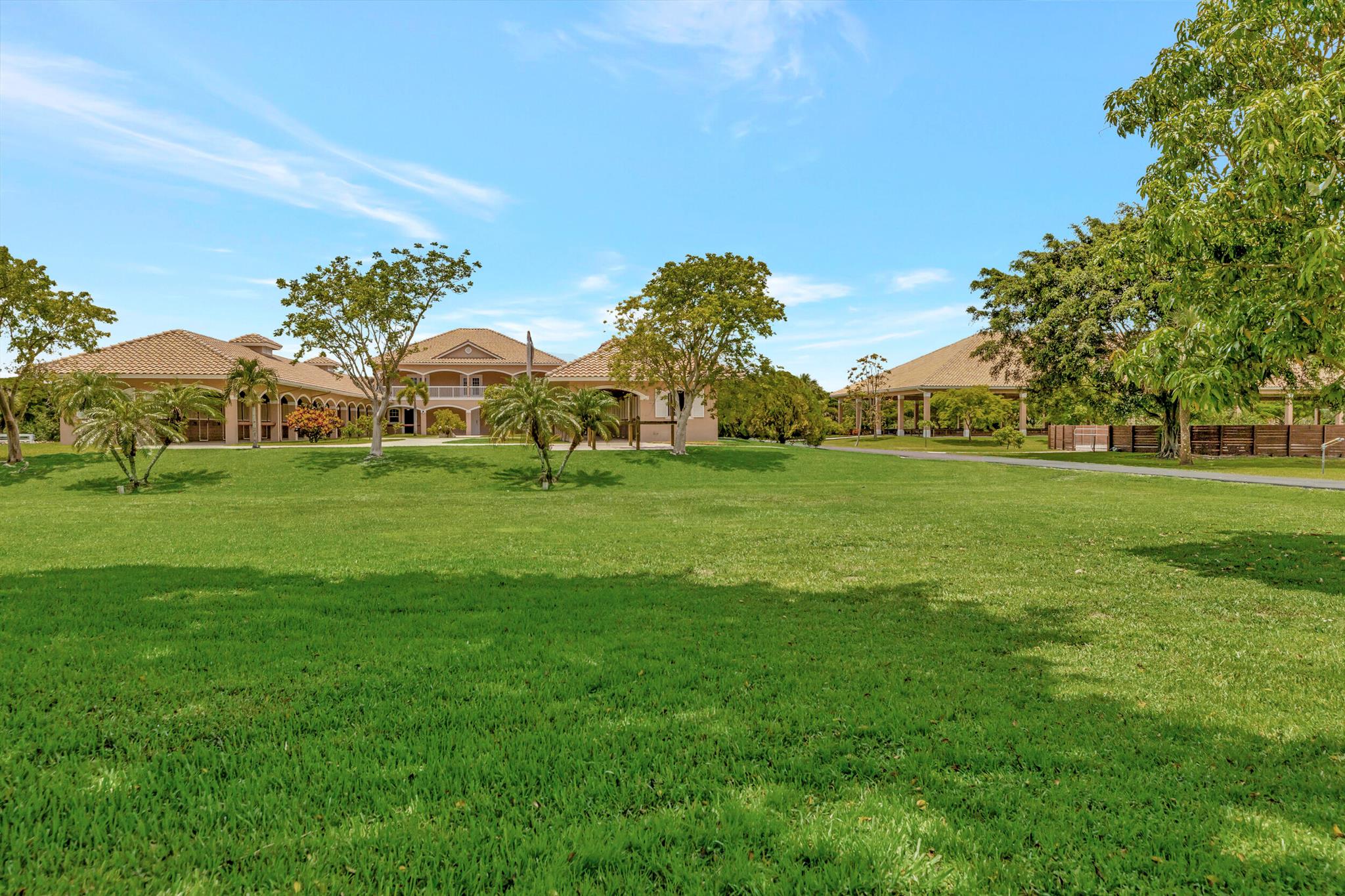 DEER RUN 2 - Residential