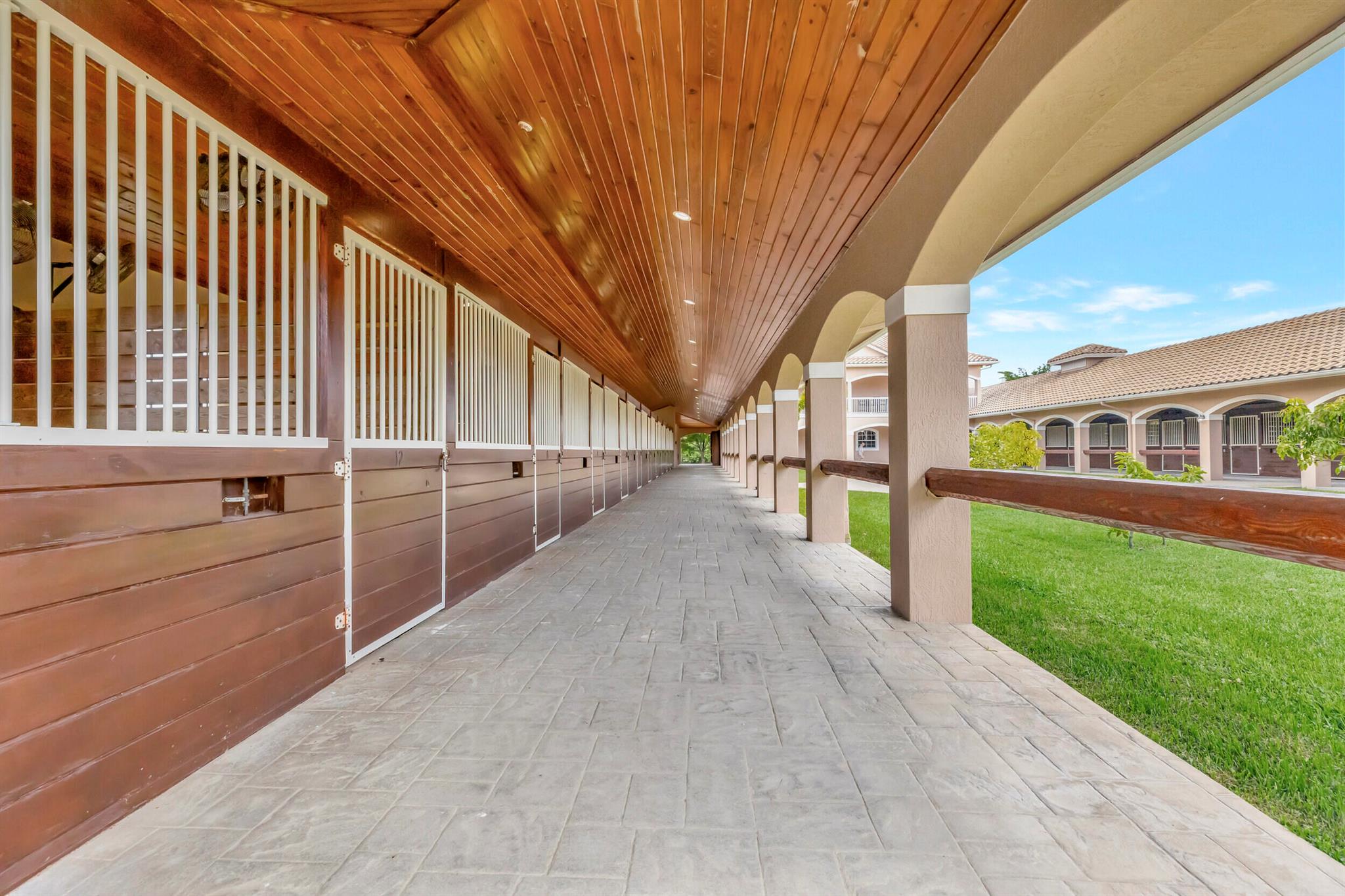 DEER RUN 2 - Residential