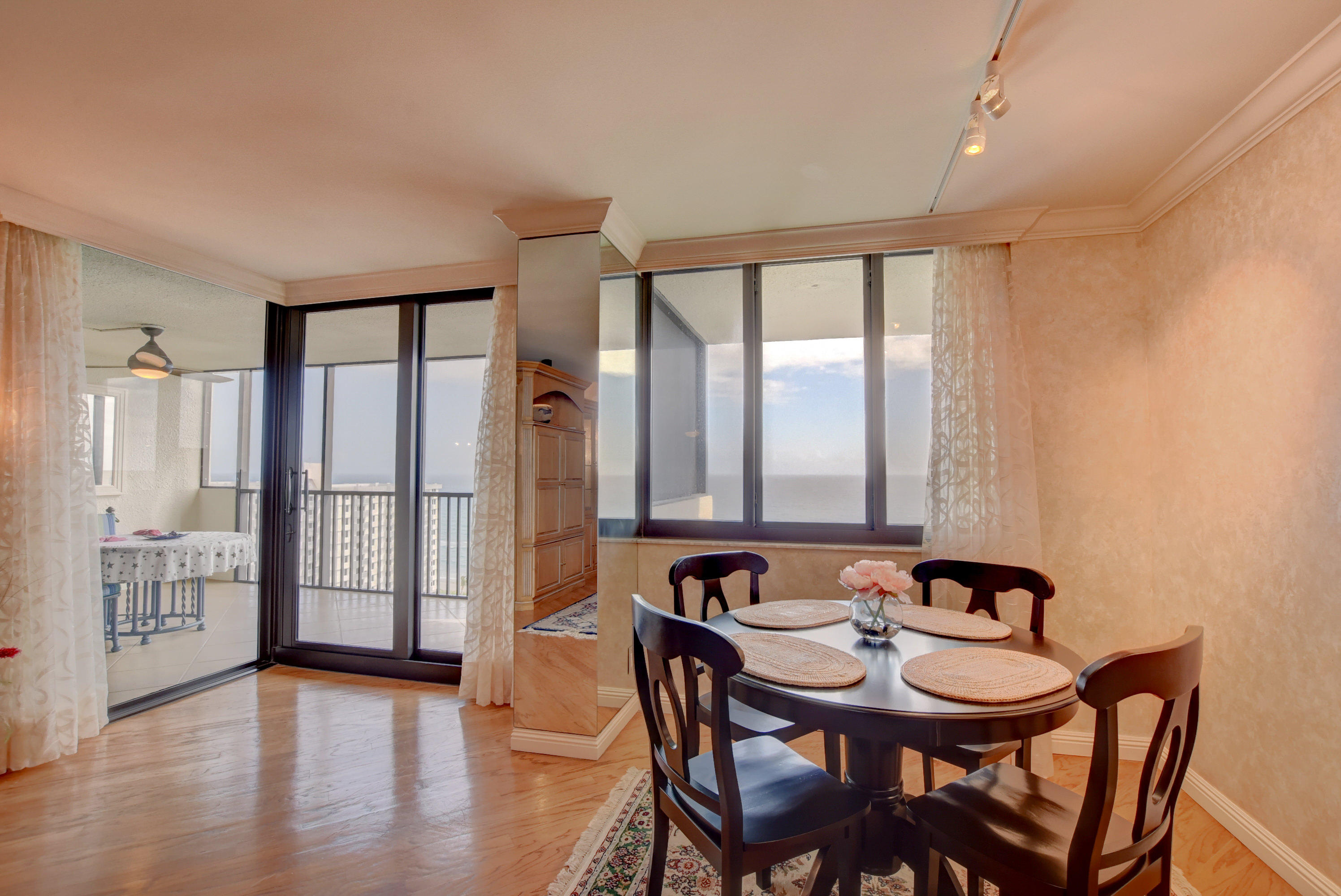 CORONADO - Residential