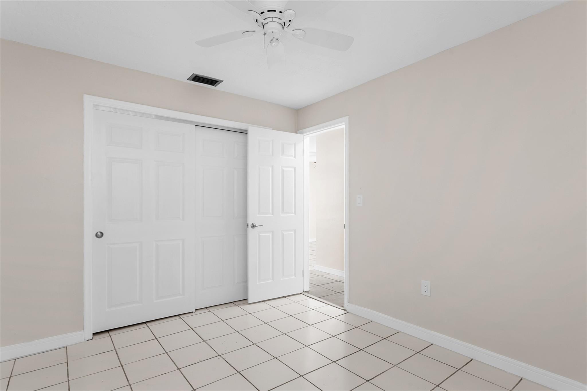 Sunrise Golf Village Sec - Residential